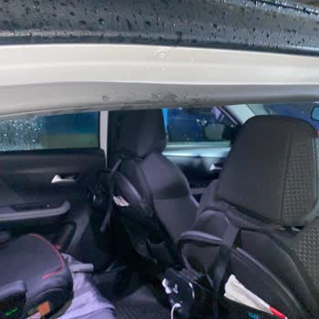 Yeni Opel Frontera’da Yağmur Suyu Sızması Ve Hızlı Servis İsteği