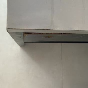 Çanakkale Seramik Banyo Dolabında Malzeme Kusuru Ve Kullanıcı Hatası İddiası