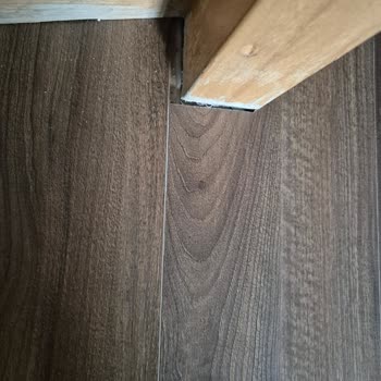 Yağmur Yapı Dekorasyon Temiz Ve Söz Verdiği Şekilde Teslim Etmedi