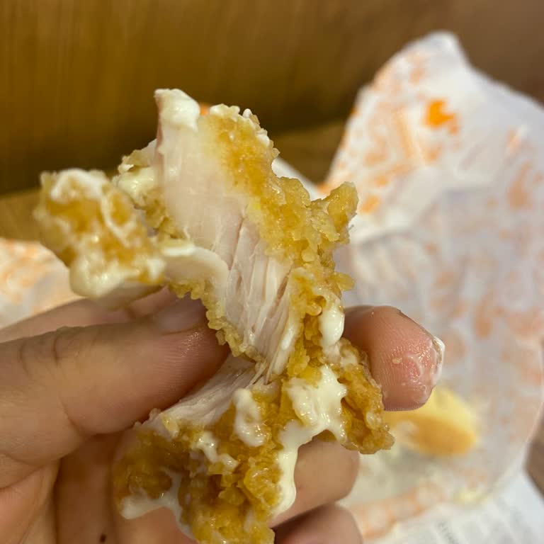 Tam Pişmemiş Tavuk İçeren Hamburger İçin İade Talebi