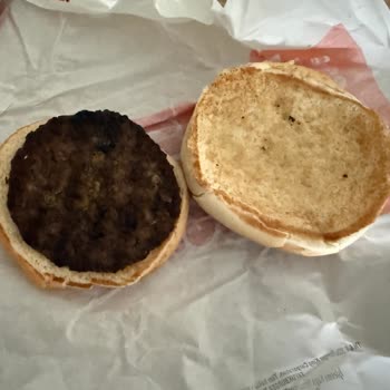 Eksik Ve Kalitesiz Burger King Siparişinde Yemeksepeti Yardımcı Olmadı