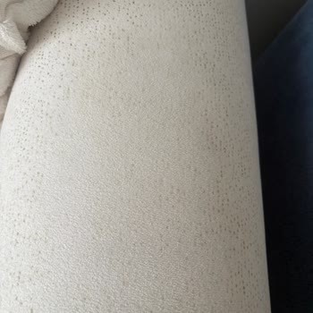 Silinebilir Olması Gereken Kumaş Renk Değiştiriyor