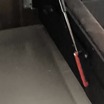 Garanti Kapsamında Baza Kırığı İçin Acil Servis Talebi Ve Cevapsız Müşteri Desteği