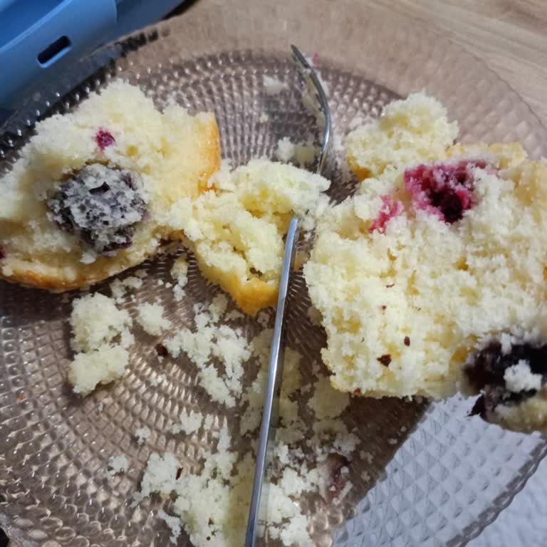 Starbucks Muffini Bayat, Dağılgan Ve Çocuğumu Üzdü