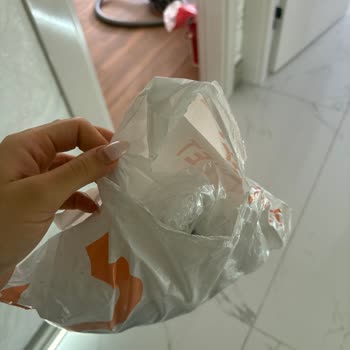 Kapıya Bırakılan Kargo Ve Yırtılmış Ambalaj Şikayeti