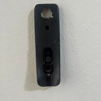 Philips SpeedPro Max XC7043 Duvar Aparatının Kısa Sürede Kırılması Ve Ücretsiz Değişim Talebi