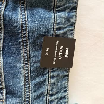 Mavi Markalı Denim Şortun 15 Dakikada Yırtılması Ve Ayıplı Ürün İadesi Talebi