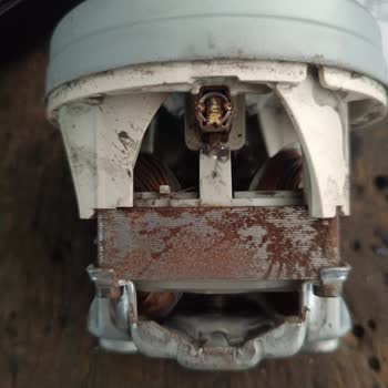 Garanti Kapsamındaki Bosch Süpürge İçin Su Çekildiği İddiasına Rağmen Ücretsiz Onarım Talebi