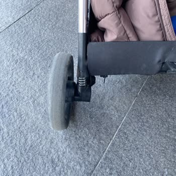 Kraft Tokyo Bebek Arabasında Güvenlik Sorunları Ve Servis İhmali