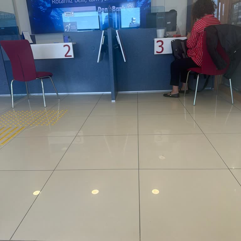 Gökçebel Şubesinde Tek Personel Yüzünden Saatlerce Sıra Beklemek