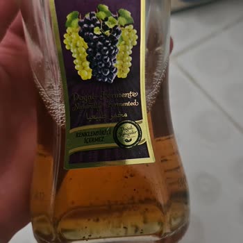 Torku Üzüm Sirkesi İçindeki Siyah Parçacıklar Gıda Güvenliğini Tehdit Ediyor