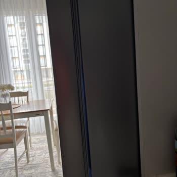 Arçelik Buzdolabında Su Birikmesi Ve Kapak Sorunu, Servis Çözüm Üretemiyor
