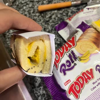 Son Kullanma Tarihi Geçmemiş Küflü Kek, Gıda Güvenliğine Güven Sarsıldı
