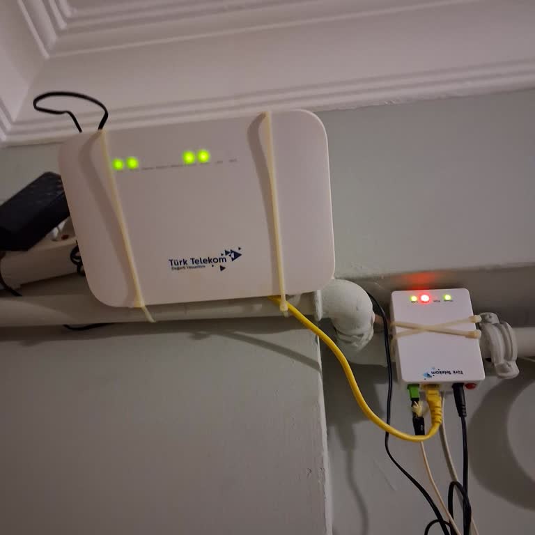 Sürekli İnternet Kesintisi Ve Haksız Ücretlendirme Şikayeti