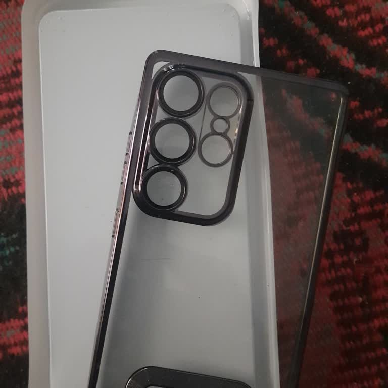 Ateş Kozmetik’ten Aldığım Telefon Kılıfı Görseldekinden Farklı Ve Kalitesiz, İade İstiyorum