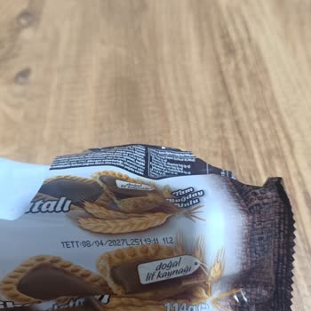 Eti Burçak Sütlü Çikolatalı Bisküvi İçindeki Yabancı Madde Çocuğumu Korkuttu