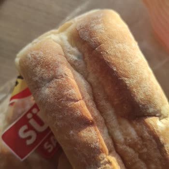 Şok’tan Süresi Geçmemiş Olmasına Rağmen Küflü Ekmeği