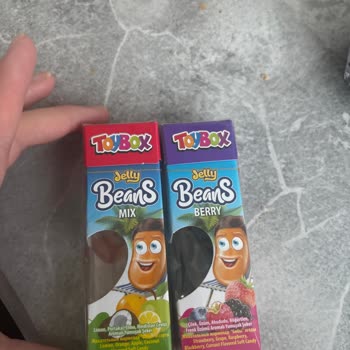 Raflarda Süresi Geçmiş Toybox Markalı Jelly Beans Çocuk Sağlığını Tehdit Ediyor