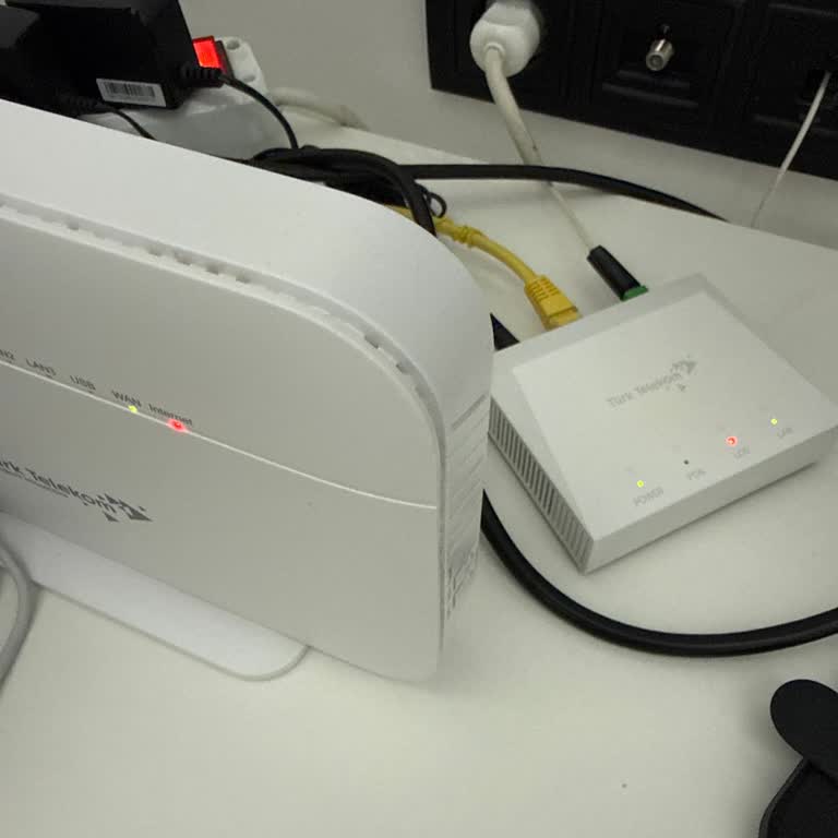 Acil İnternet Kesintisi Ve Canlı Destek Yokluğu
