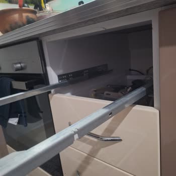 Smart Slide By Samet Çekmece Rayındaki Frenleme Tırnağı Kırıldı, Yedek Parça Talebi