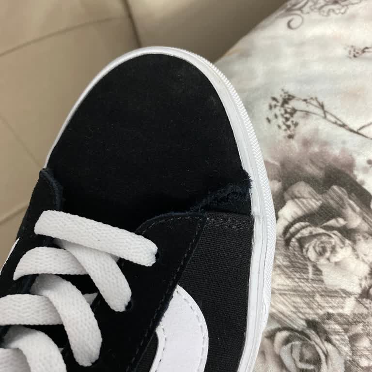 Vans Ayakkabısının İkinci Kullanımda Yırtılması Ve Kalite Şikayeti