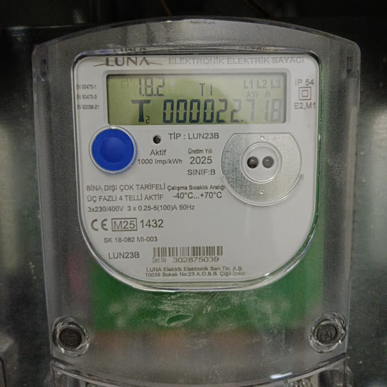 Boş Ev İçin Aşırı Yüksek Elektrik Faturası Ve Açıklama Talebi