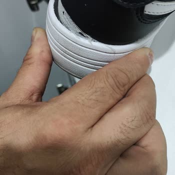 Reebok Çocuk Ayakkabısının 33 Gün İçinde Tabandan Ayrılması Ve Fiziksel İnceleme Talebi