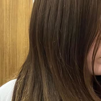 Saç Rengimde Beklenmedik Siyah Dönüş: Watsons Koleston Boyası Hatası
