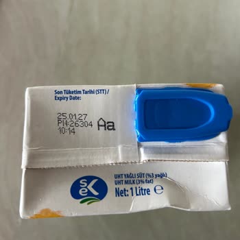 Migros'tan Aldığım Sek Sütü Açtığımda Bozulmuş Ve Sağlığımı Tehdit Eden Koku