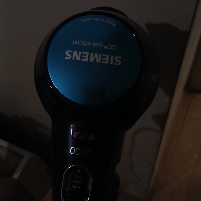 Siemens IQ 500 Süpürgenin Kısa Çalışma Süresi Ve Uzun Şarj Süresi Şikayeti