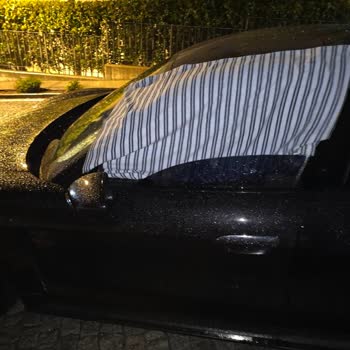 Porsche Taycan Kilitlendi, Amatör Çekici Tamponu Çizdi