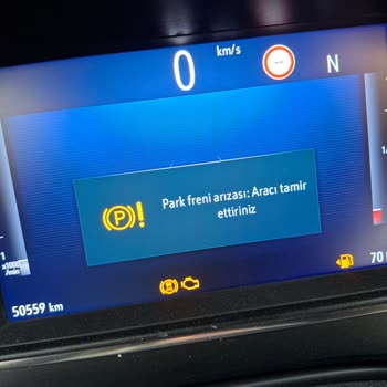 Sürekli Açılan Arıza Lambaları Opel Corsa’da Çözüm Bekliyor