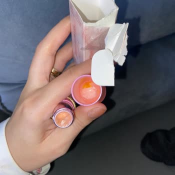 Boş Ambalajlı Ruj Teslimatı, İade Talebi