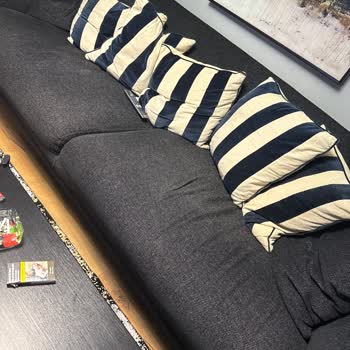 Enza Home Koltuklarında Çökme Ve Kayma Sorunu Çözülmedi