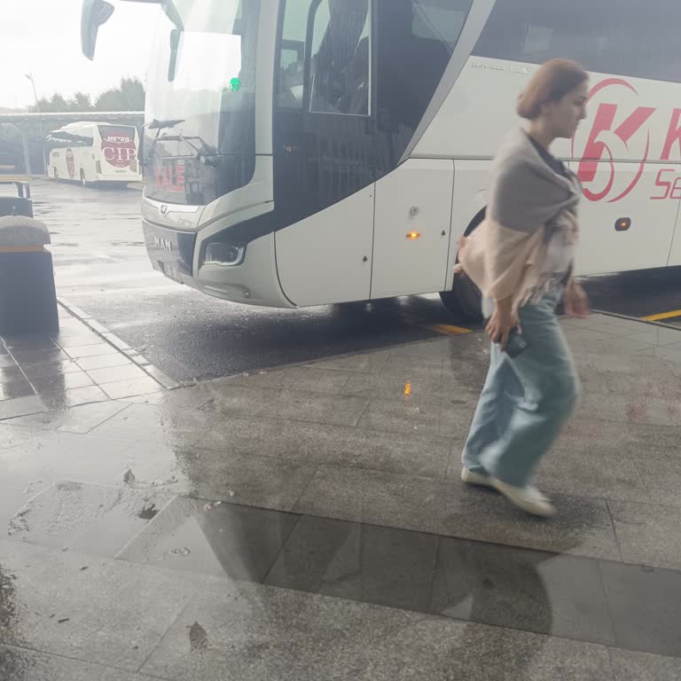 Kale Seyahat’te 1 Saatlik Gecikme, Bilgilendirme Eksikliği Ve Umursamaz Tutum