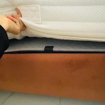 Kırık Baza Ve Hasar Görmüş Yatak İçin Garanti Servisinin Uzun Süreli Yanıtsızlığı