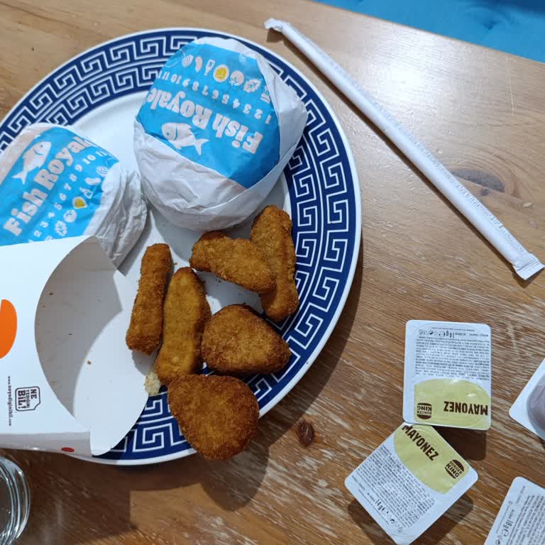 Burger King Şubesinde Sistem Arızası Ve Personelin Hakaretli Tutumu Yanlış Siparişe Sebep Oldu