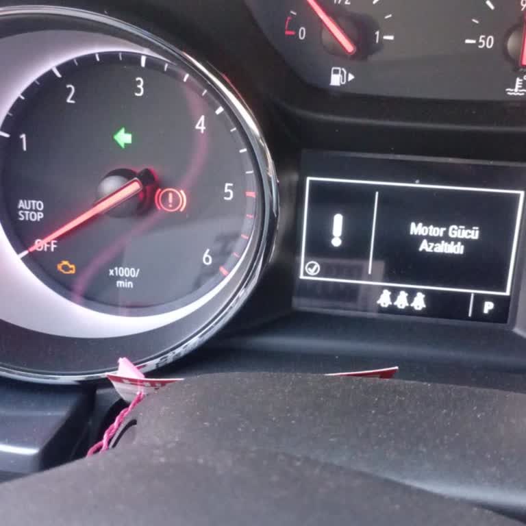 Opel Astra’da Motor Gücü Azaltıldı Uyarısı Çekiş Düşüklüğü Ve Sürekli Fan Sorunu