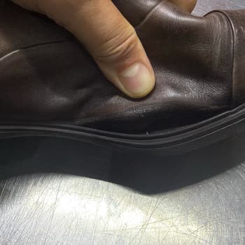 Derimod Garaj Ayakkabısının Kısa Sürede Tabana Açılması Ve Değişim Talebi