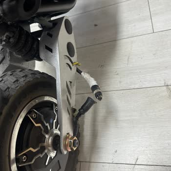Onvo X9 Scooter’da Korumasız Kablo Nedeniyle Güvenlik Açığı Ve Garanti Dışı Ücret Talebi