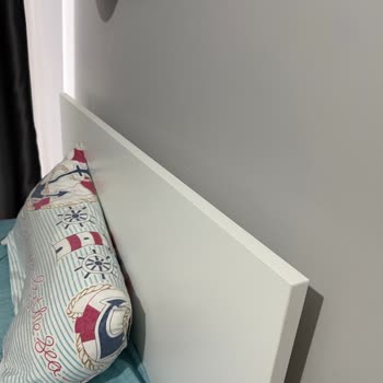 Genç Bebe Eksik Ve Hasarlı Mobilya Teslimatı, İletişimsizlik Ve Telefon Engelleme