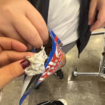 Carrefour SA Marmara Forum Mağazasında Hijyen ve Gıda Güvenliği İhlali