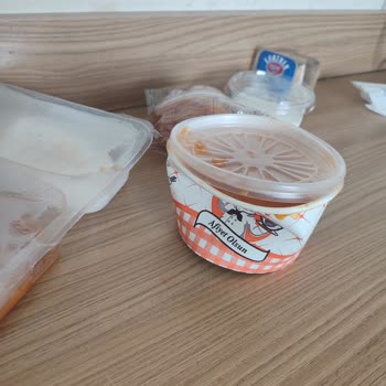 Çocuk Servisinde Yemek Servis Personelinin Saygısız Davranışı