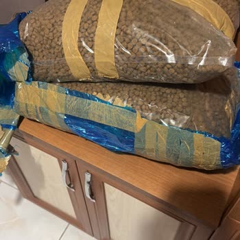Sipariş Edilen Hills Köpek Maması Yerine Bilinmeyen Ürün Gönderildi Ve İletişim Sağlanamadı
