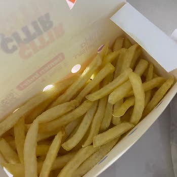 Burger King Narlı Şubesinde Çiğ Ve Bayat Ürün, İade Reddiyle 990 TL Mağduriyet