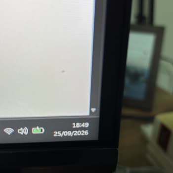 Ayıplı Monitör Değişim Sürecinde Kargo Sorunu Ve İletişimsizlik