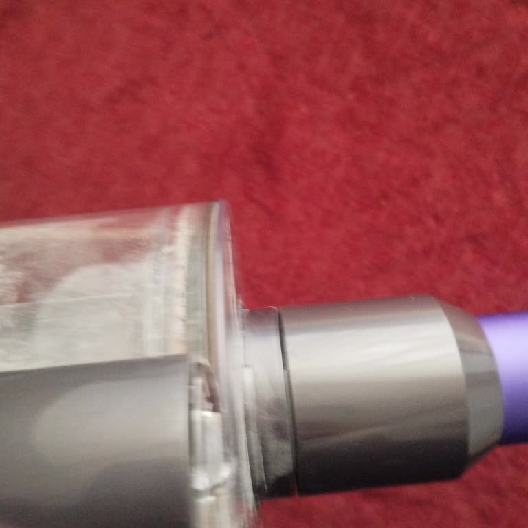 Dyson V11 Boru Bağlantısındaki Boşluk Ve Sallanma Sorunu Ücretsiz Garanti Onarımı Talebi