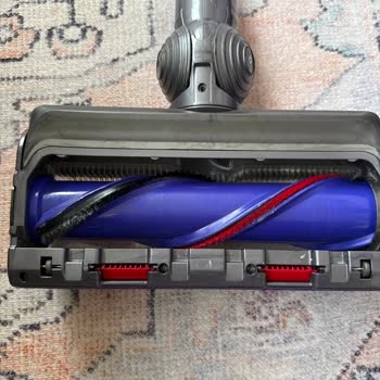 Dyson V15 Çekme Aparatı Çalışmıyor Ve Boru Bağlantısında Aşırı Oynama, Garanti Süresi Bitmiş Olmasına Rağmen Ücretsiz Tamir Talebi