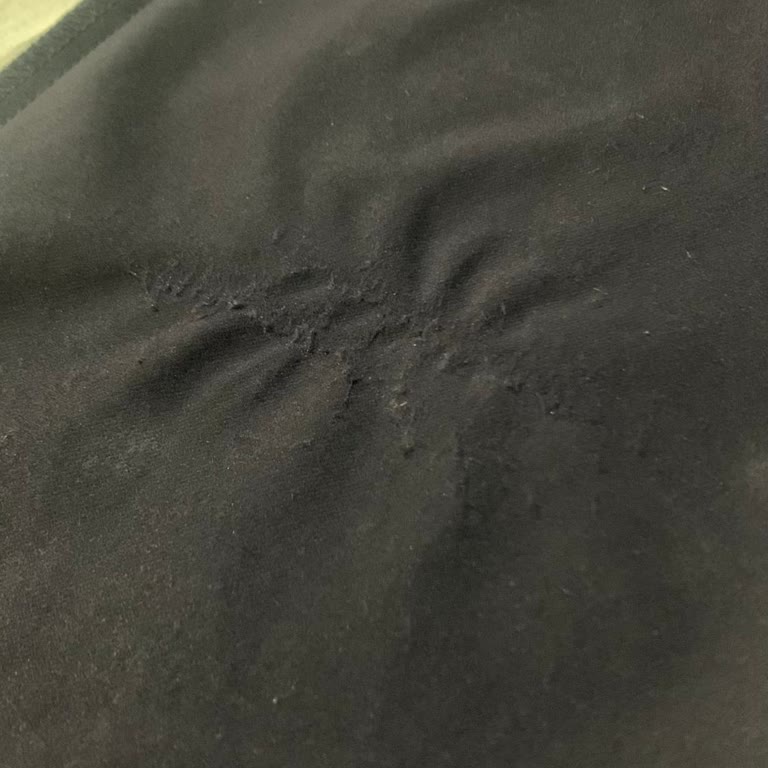 Defolu Pantolon İadesi Reddedildi, Mağaza Sadece Değişim Söylüyor Ve Çalışanlar Saygısız Davrandı