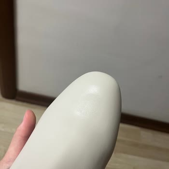 Butigo Botta Paslanan Gold Detaylar Ve Rahatsız Bilek Kısmı